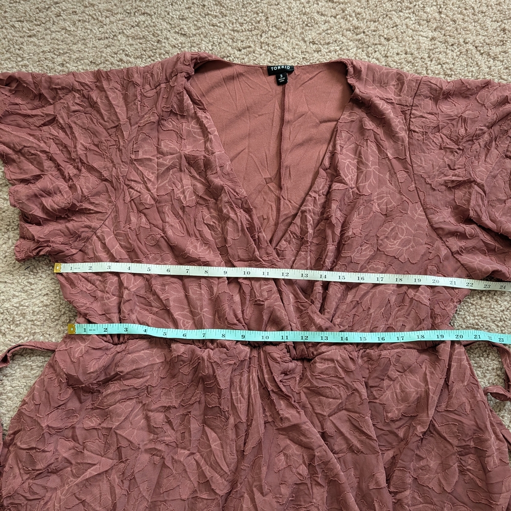 Torrid Pink Floral Burnout Jacquard Wrap Midi Dress Size 3 - Picture 12 of 16